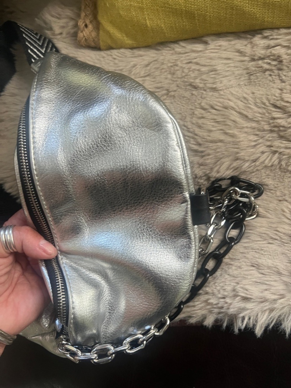 Metallic Silver Crossbody Belt Bag with Chain Accent - Picture 6 of 8